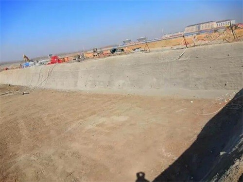 吴堡高铁桩基础建设